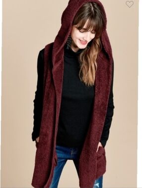 ODDY Ivory Burgundy Faux Fur Women's Hooded Vest With Pockets.Nwt